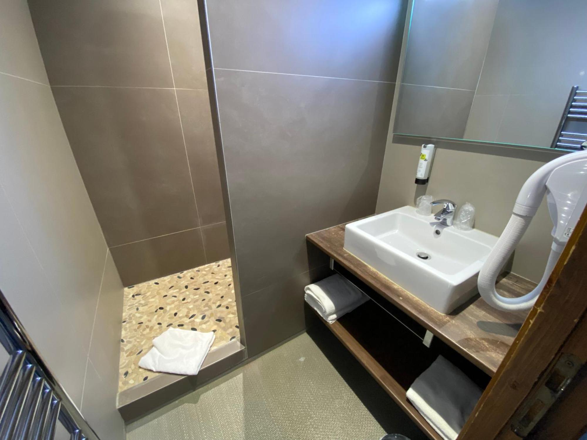 Enzo Hotels - St Eloy Metz Amneville By Kyriad Direct Екстериор снимка